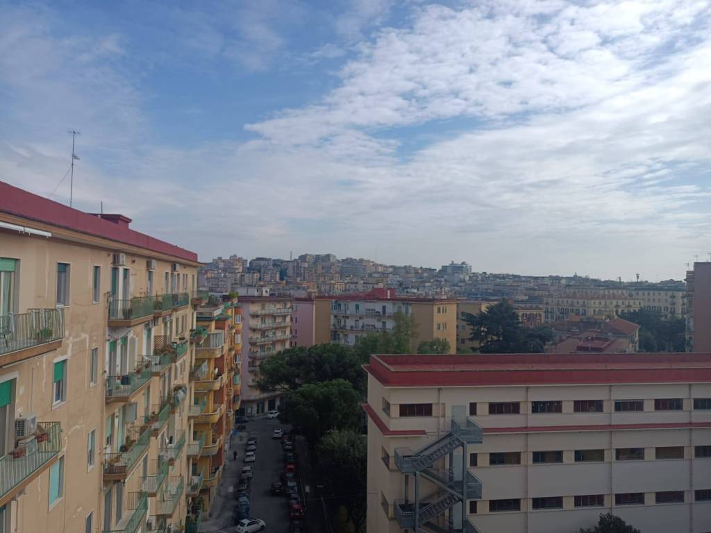 appartamento in vendita a Napoli in zona Vomero