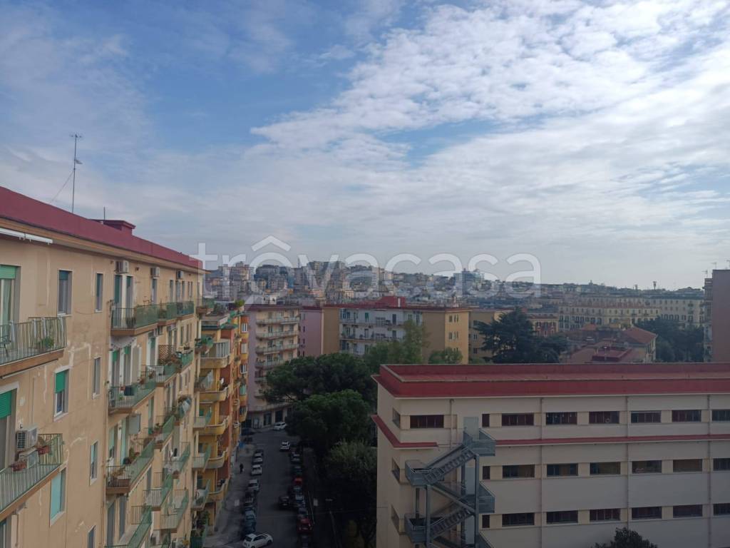 appartamento in vendita a Napoli in zona Vomero