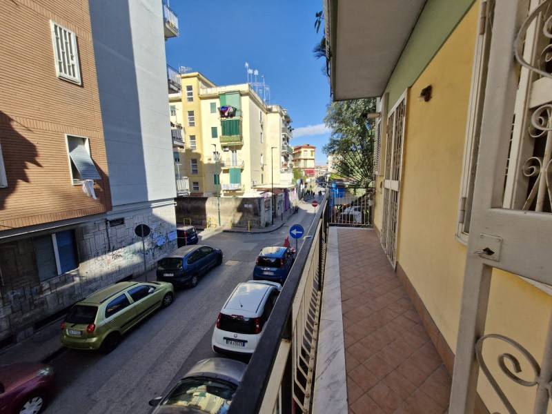 appartamento in vendita a Napoli in zona Secondigliano