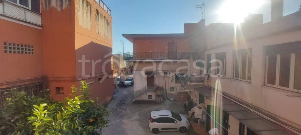 appartamento in vendita a Napoli in zona Piscinola