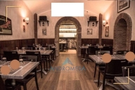 negozio in vendita a Napoli in zona Chiaia