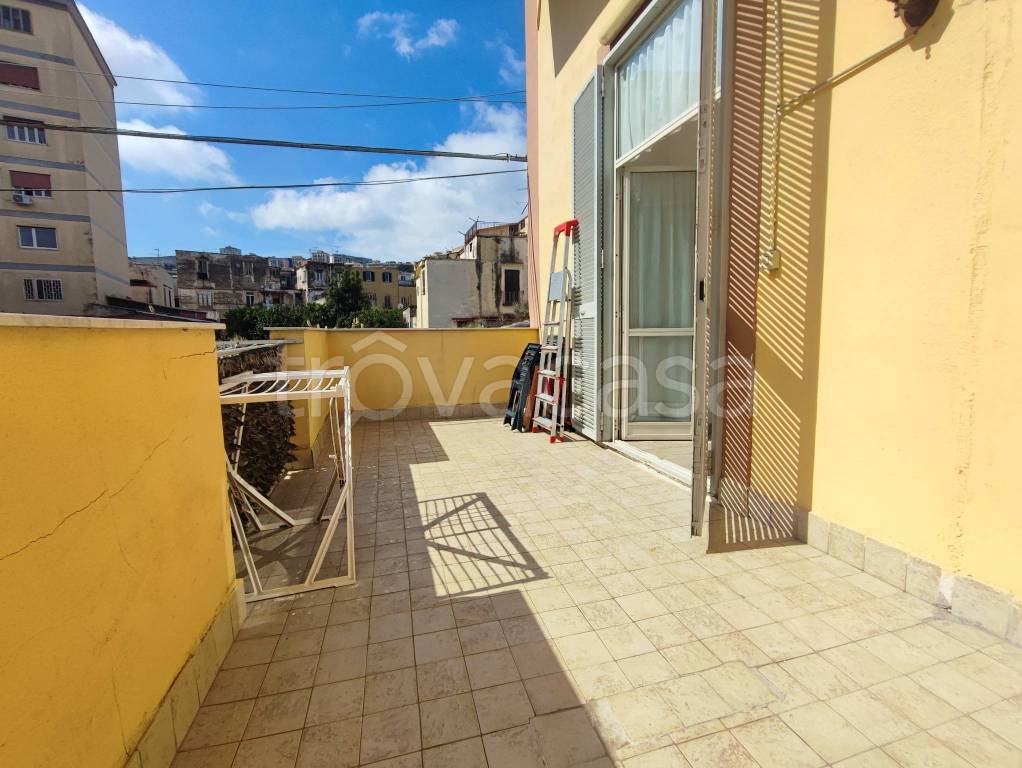 appartamento in vendita a Napoli
