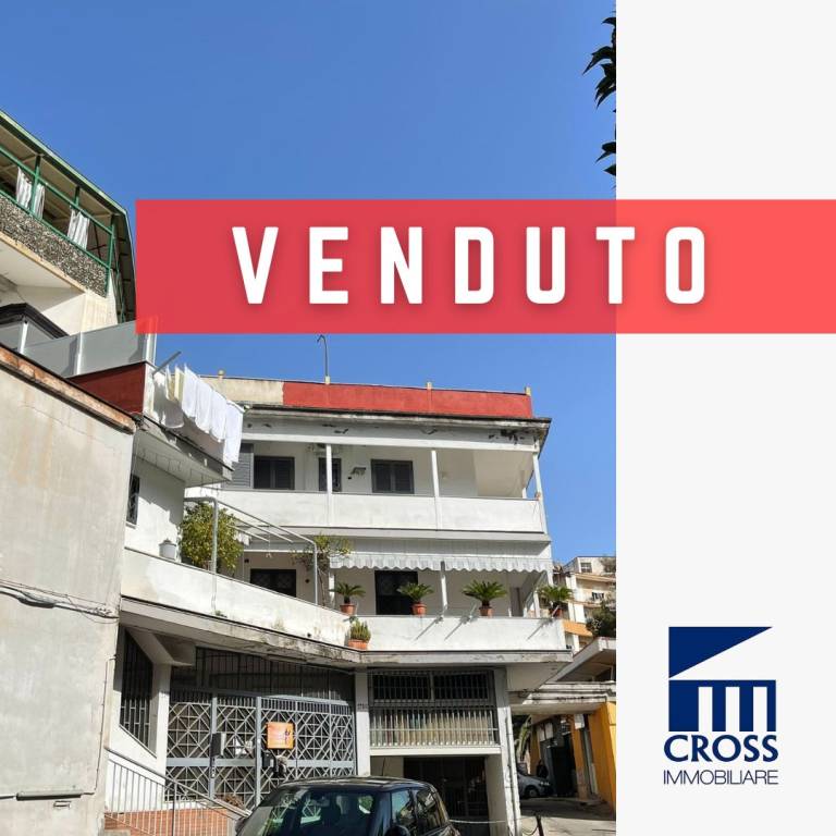 appartamento in vendita a Napoli in zona Fuorigrotta