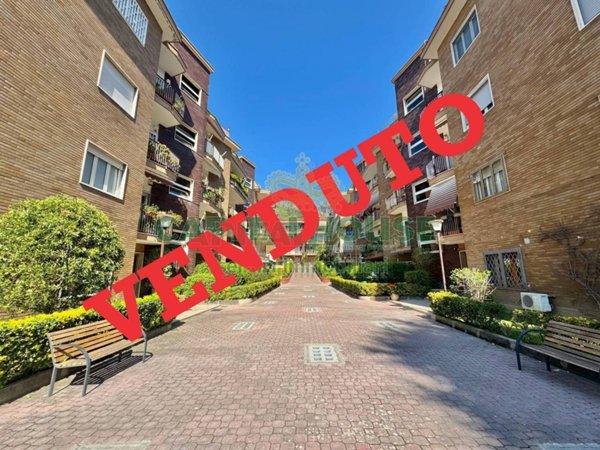 appartamento in vendita a Napoli in zona Bagnoli