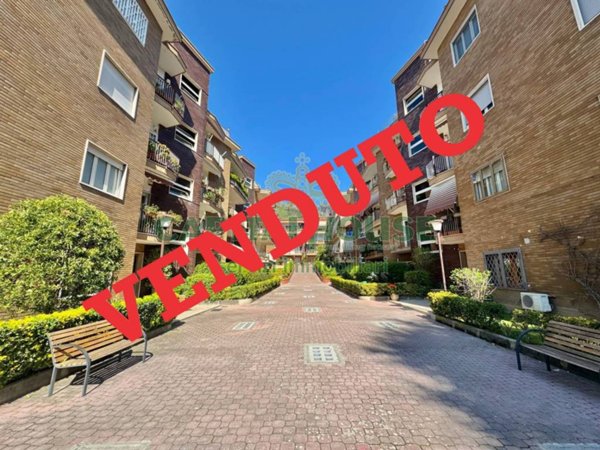 appartamento in vendita a Napoli in zona Fuorigrotta