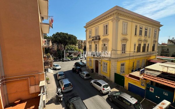 appartamento in vendita a Napoli in zona Bagnoli