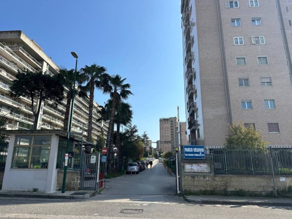 appartamento in vendita a Napoli in zona Ponticelli