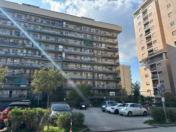 appartamento in vendita a Napoli in zona Ponticelli