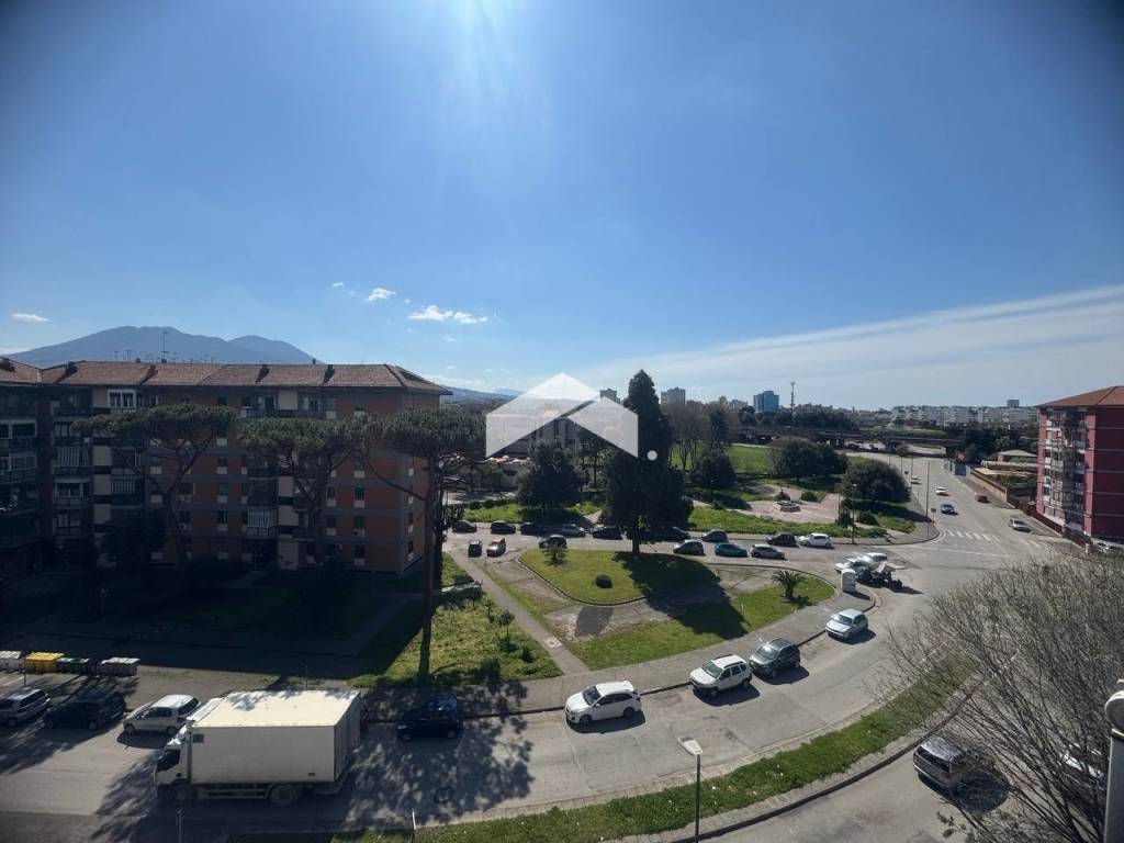appartamento in vendita a Napoli in zona Ponticelli