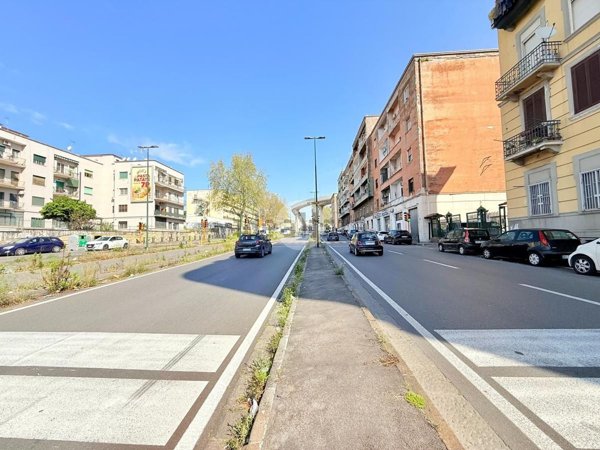 appartamento in vendita a Napoli in zona Poggioreale