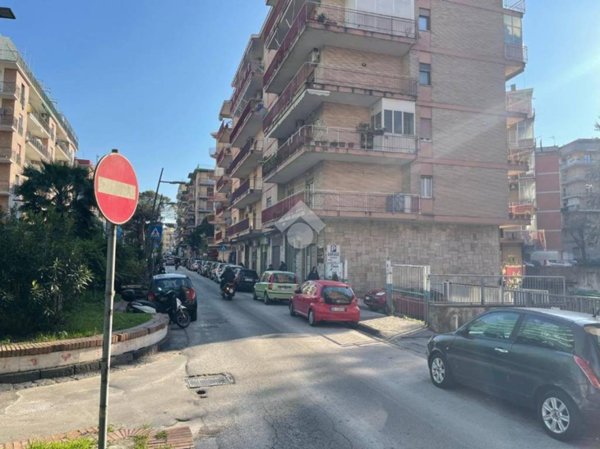 ufficio in vendita a Napoli in zona Capodimonte / Colli Aminei