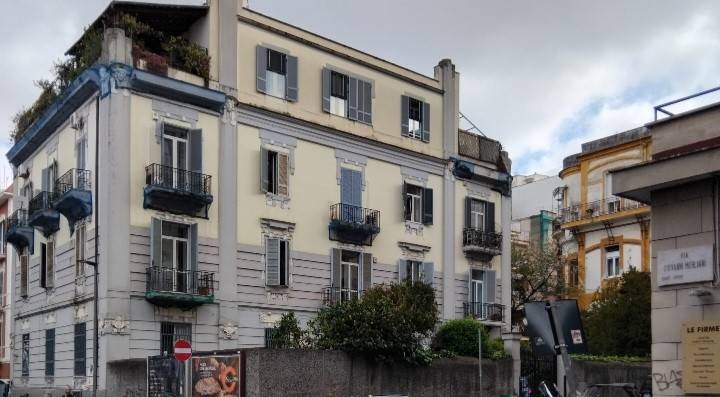 appartamento in vendita a Napoli in zona Vomero