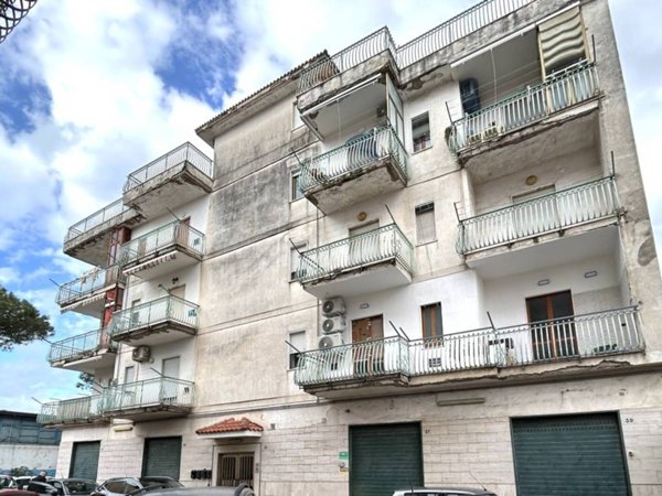 appartamento in vendita a Napoli in zona Secondigliano