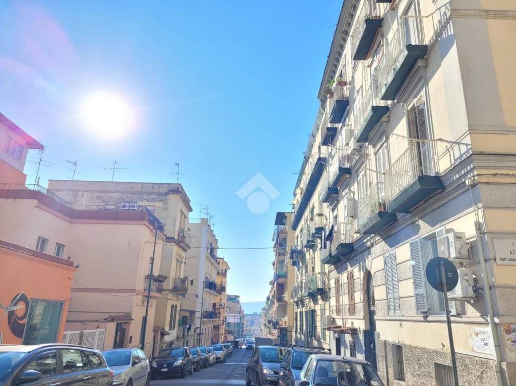 appartamento in vendita a Napoli in zona Bagnoli