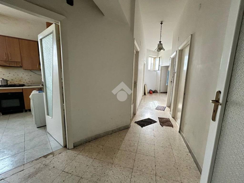 appartamento in vendita a Napoli in zona Poggioreale