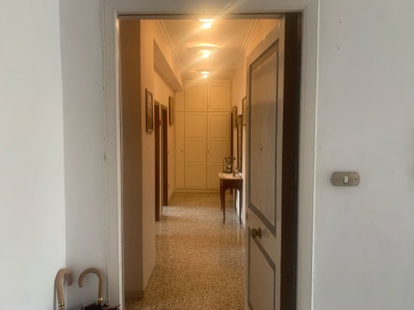 appartamento in vendita a Napoli in zona Stella