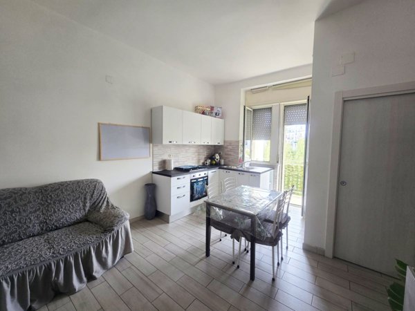 appartamento in vendita a Napoli in zona Poggioreale