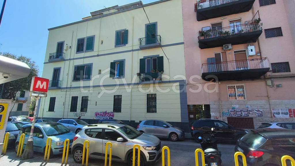 appartamento in vendita a Napoli in zona Bagnoli
