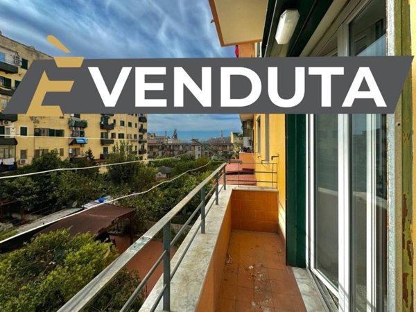 appartamento in vendita a Napoli in zona Bagnoli