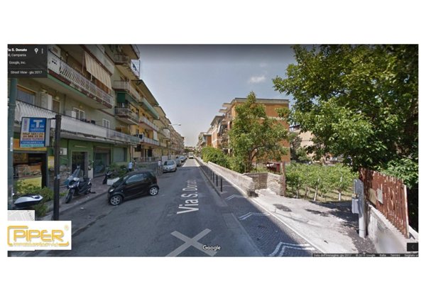 appartamento in vendita a Napoli in zona Pianura