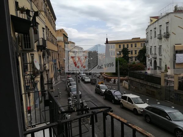 appartamento in vendita a Napoli in zona Avvocata