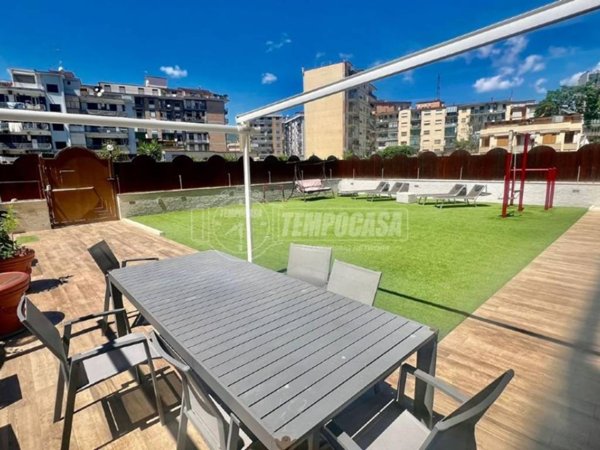 appartamento in vendita a Napoli in zona Fuorigrotta