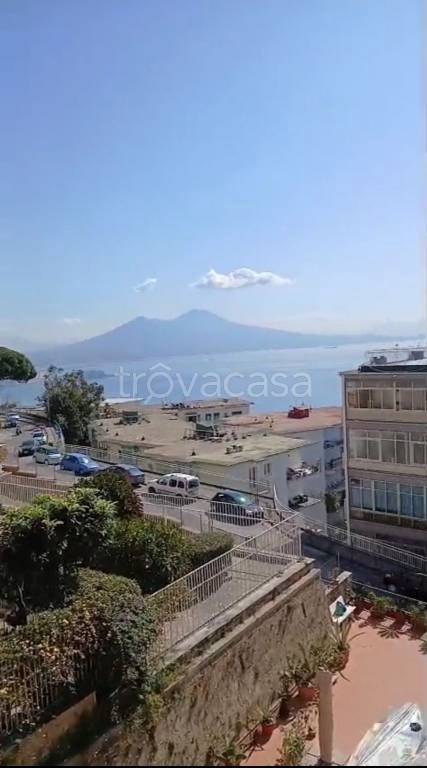 appartamento in vendita a Napoli in zona Posillipo