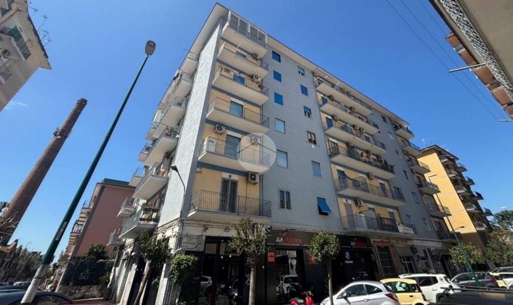 appartamento in vendita a Napoli in zona Barra