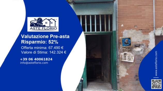 locale commerciale in vendita a Napoli in zona Mercato