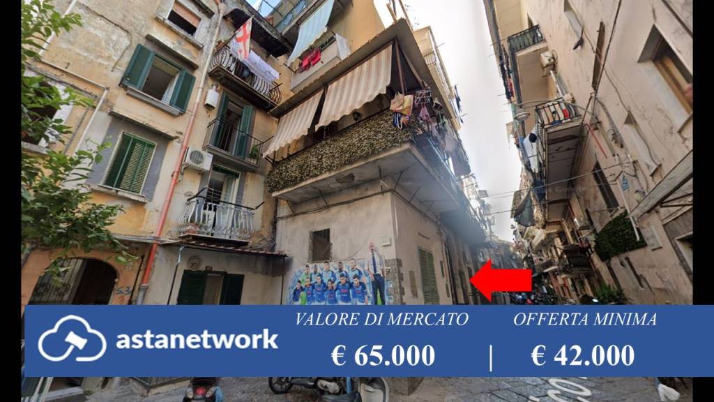appartamento in vendita a Napoli in zona Avvocata