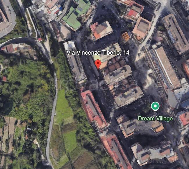 appartamento in vendita a Napoli in zona Fuorigrotta