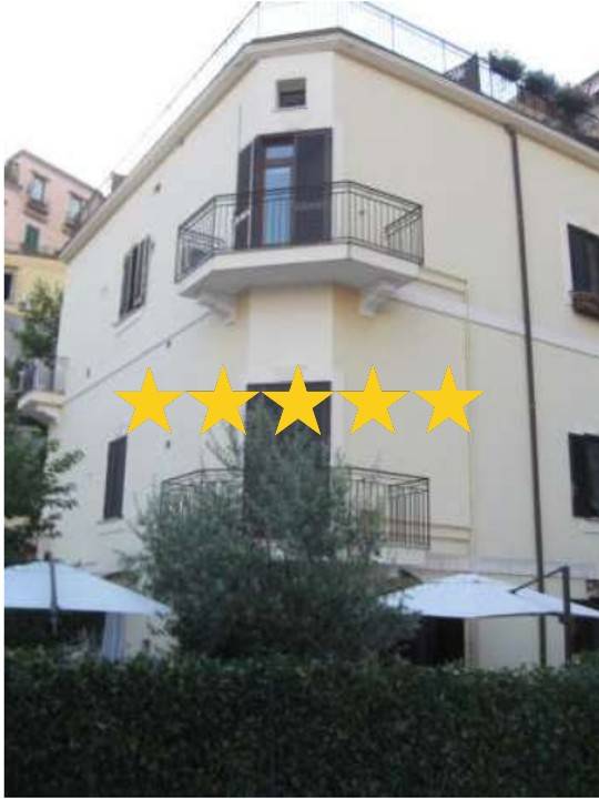 appartamento in vendita a Napoli in zona Vomero