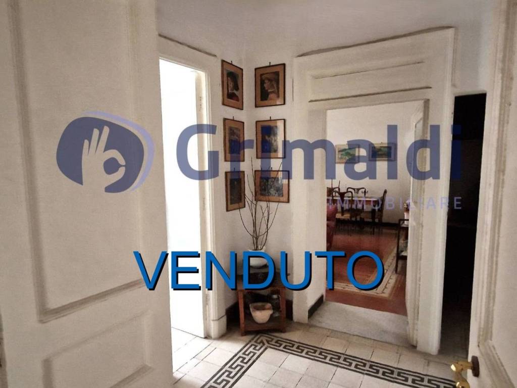 appartamento in vendita a Napoli