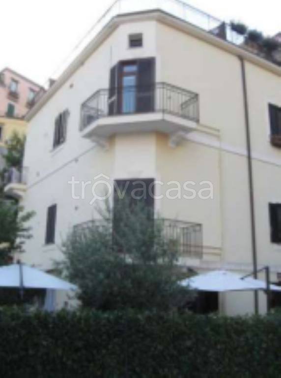 appartamento in vendita a Napoli in zona Vomero