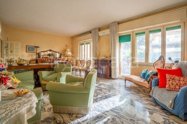 appartamento in vendita a Napoli in zona Posillipo