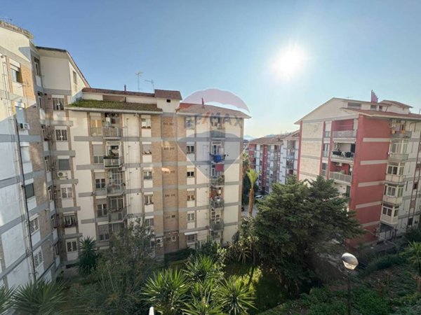 appartamento in vendita a Napoli in zona Bagnoli