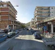 locale commerciale in vendita a Napoli in zona Soccavo