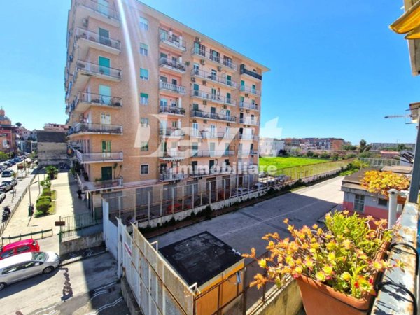 appartamento in vendita a Napoli in zona Barra