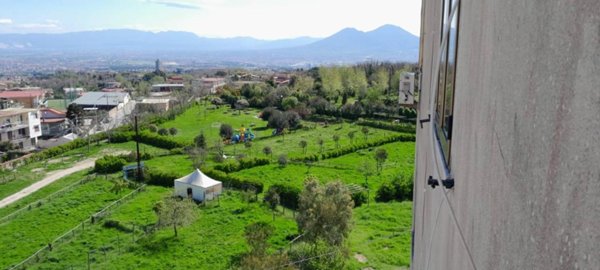 appartamento in vendita a Napoli in zona Camaldoli