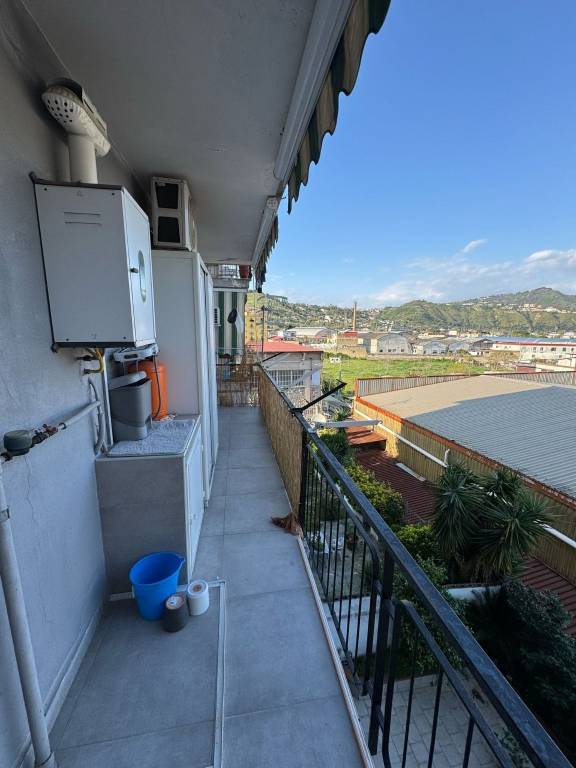 appartamento in vendita a Napoli in zona Bagnoli