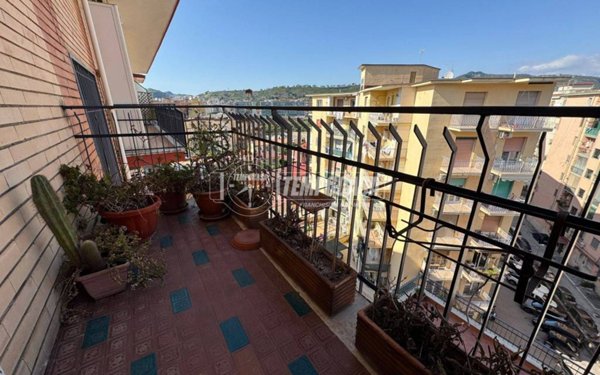 appartamento in vendita a Napoli in zona Fuorigrotta