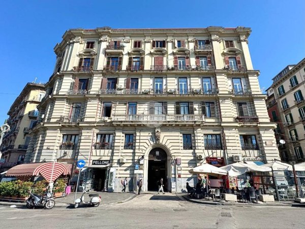 appartamento in vendita a Napoli in zona San Lorenzo