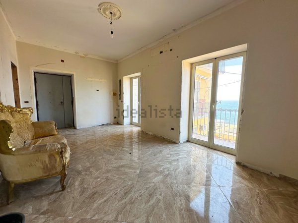 appartamento in vendita a Napoli in zona San Giovanni a Teduccio