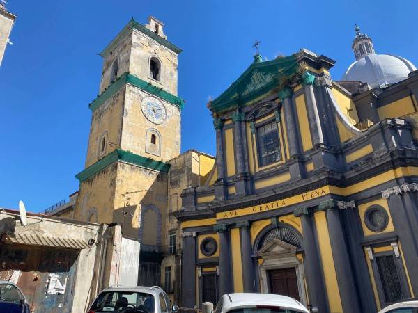 appartamento in vendita a Napoli in zona Stella