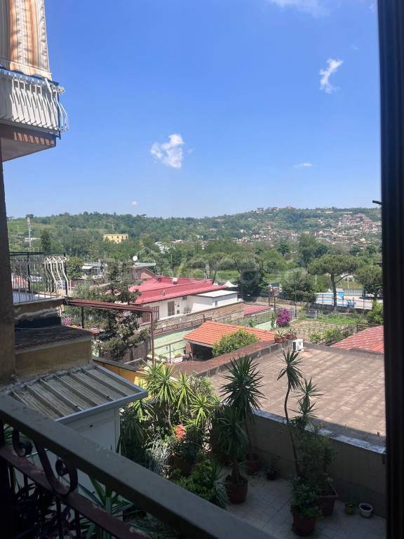 appartamento in vendita a Napoli in zona Pianura
