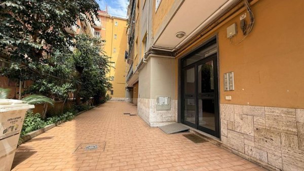 appartamento in vendita a Napoli in zona Bagnoli
