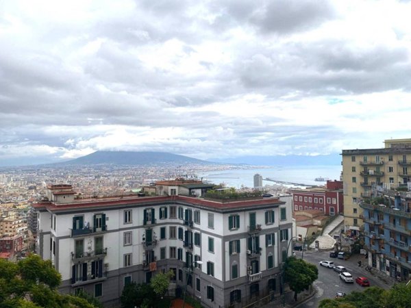 appartamento in vendita a Napoli