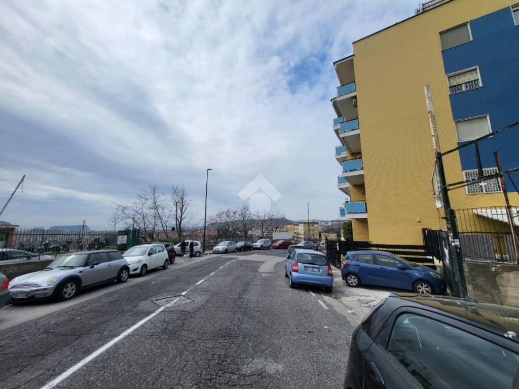 terreno edificabile in vendita a Napoli in zona Soccavo
