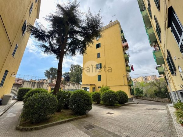 appartamento in vendita a Napoli