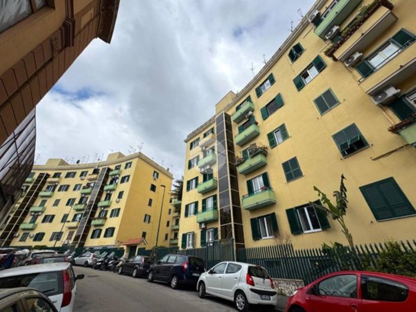 appartamento in vendita a Napoli